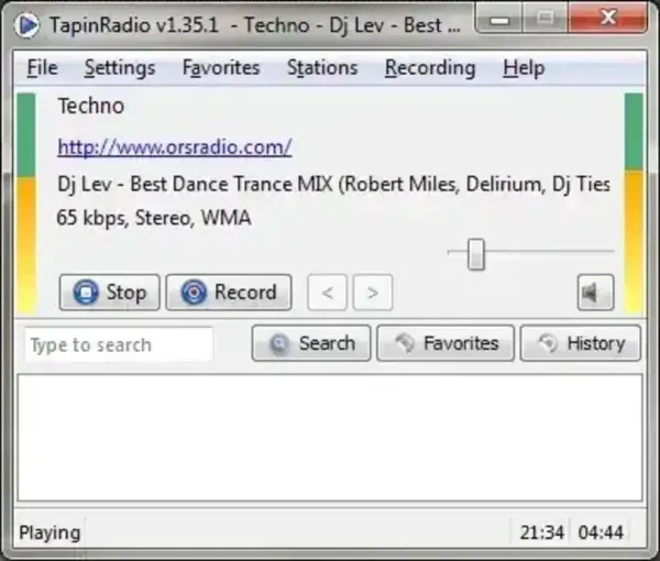 Screenshot of TapinRadio streaming an internet radio station